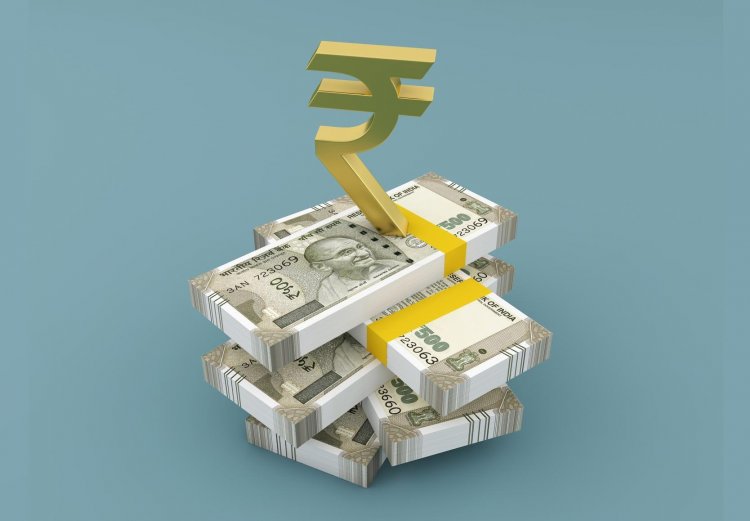 Rupee slips 20 paise to 71.47 vs USD in early trade