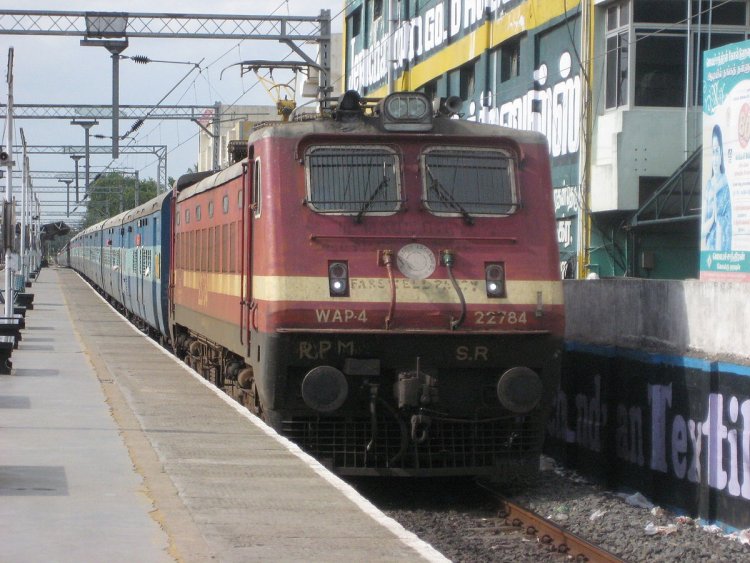 Two new trains flagged off in Jharkhand