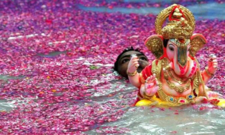 KDMC drive: Immerse Ganesh idols in truck-mounted water tanks