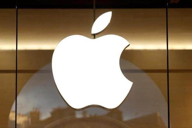 Apple mulls 2-3 physical, an online retail store in India