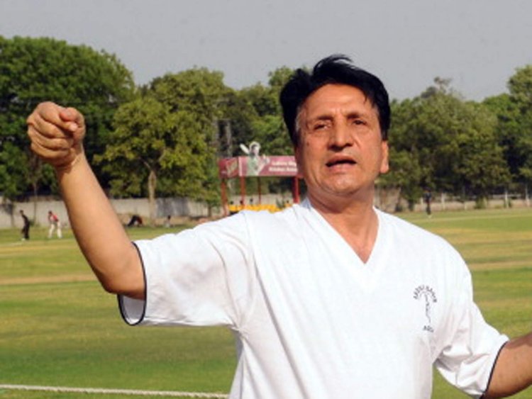 Tendulkar leads Indian cricket fraternity in mourning death of Abdul Qadir