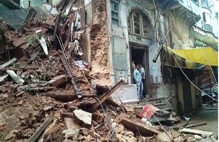 Two-storey building collapses in Bhopal city