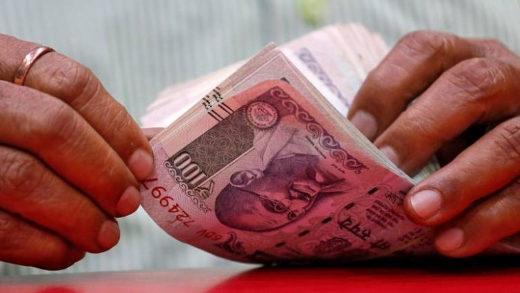 Rupee slips 10 paise to 71.34 against USD