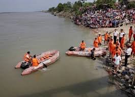 2 dead after boat capsizes in West Bengal