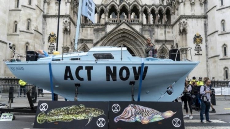 Extinction Rebellion plans fortnight of worldwide climate action