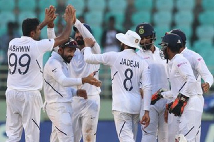 India were 35/1 in second innings at lunch on Day 4