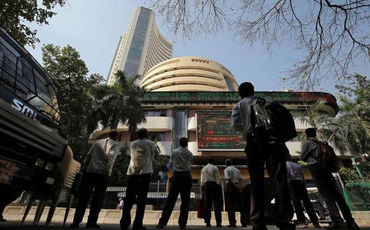 Sensex rises over 150 pts; Nifty nears 11,500