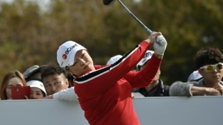 Korea's Jang clinches Busan LPGA in play-off nailbiter