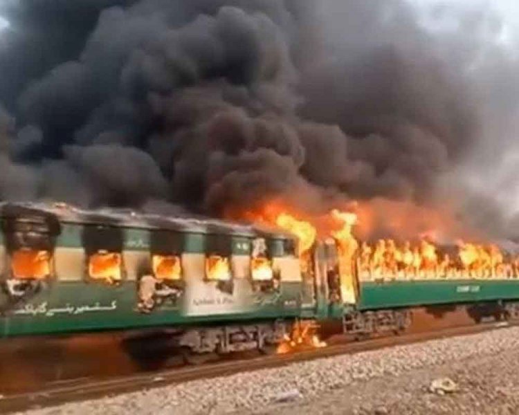 65 killed in massive fire on moving train in Pak