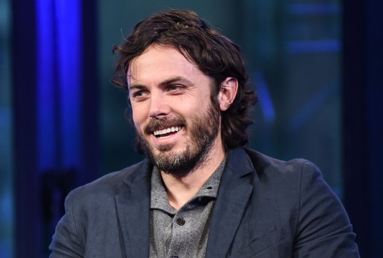 Casey Affleck to play lead in thriller 'Every Breath You Take'
