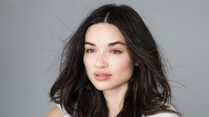 Crystal Reed to star in 'Escape The Field'