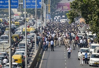 Traffic near JNU affected due to student demonstration