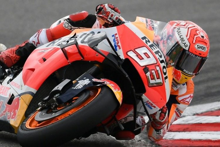 Marquez and Lorenzo top the bill in Valencia By Jean-Louis Doublet