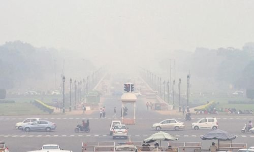 Delhi smog: Drizzle delays recovery, relief by Sunday