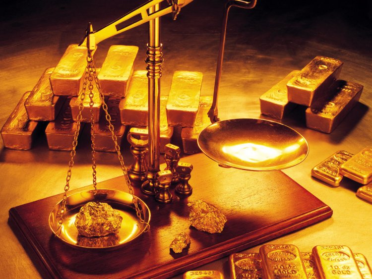 Gold futures ease Rs 39 to Rs 38,190 per 10 gm