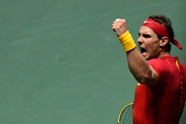 Nadal hails 'amazing atmosphere' as Spain beat Russia at Davis Cup
