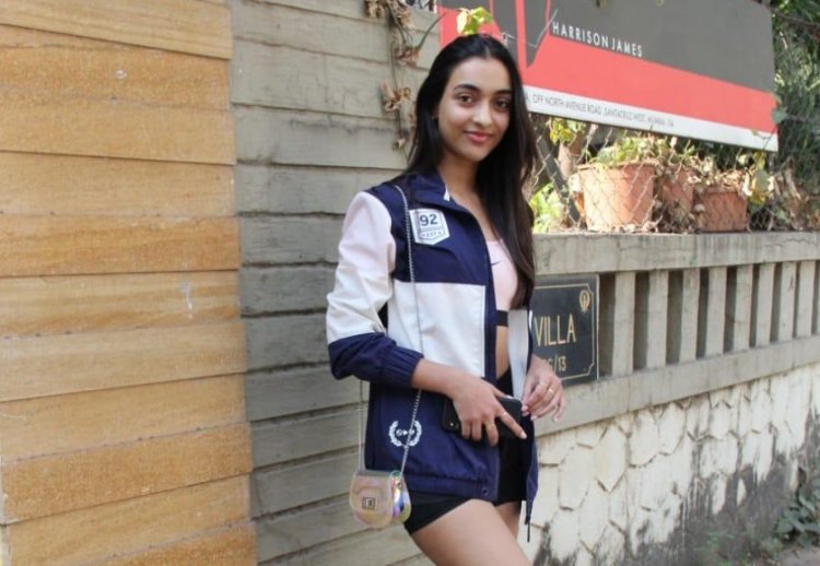 Amrin Qureshi Spotted Outside her Gym