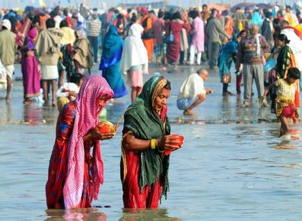 18 lakh pilgrims take holy dip at Ganga Sagar on Makar Sankranti