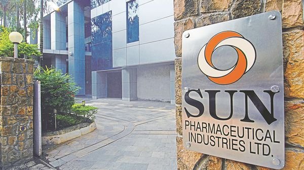 Sun Pharma Q3 net profit declines 27 pc to Rs 914 cr