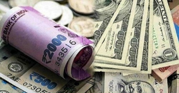 Rupee settles 10 paise higher at 71.30 against USD on easing crude prices, weak dollar