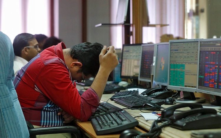 Market falls for second day as corona virus worries persist