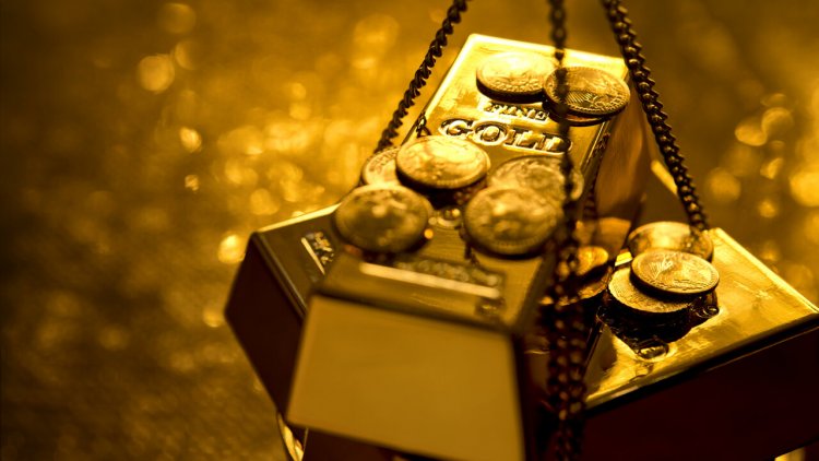 Gold falls Rs 233 on weak global prices