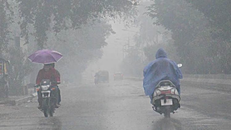 Rain disrupts normal life in Odisha