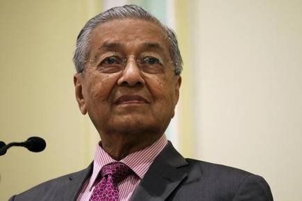 Malaysian king summons Mahathir, who's trying to be PM again