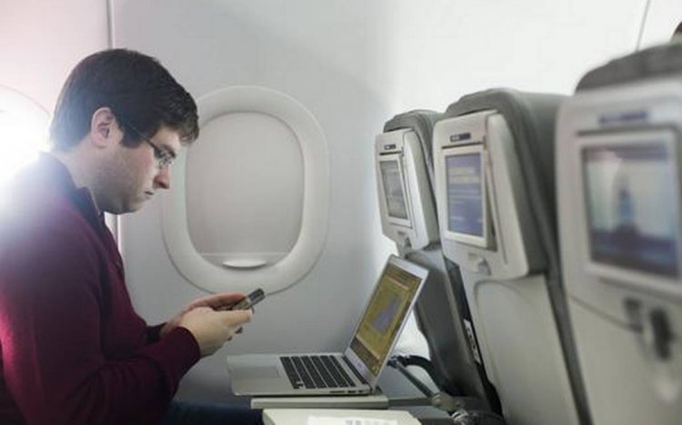 Govt allows airlines to provide in-flight Wi-Fi services