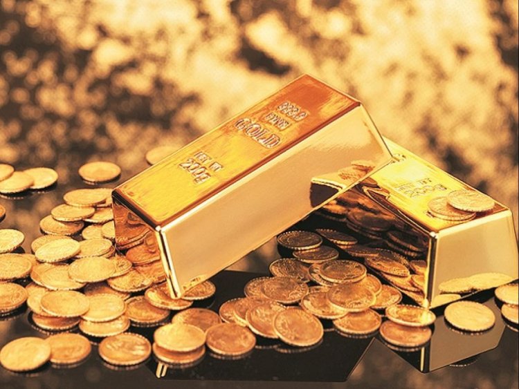 Gold rises Rs 31; silver declines by Rs 190