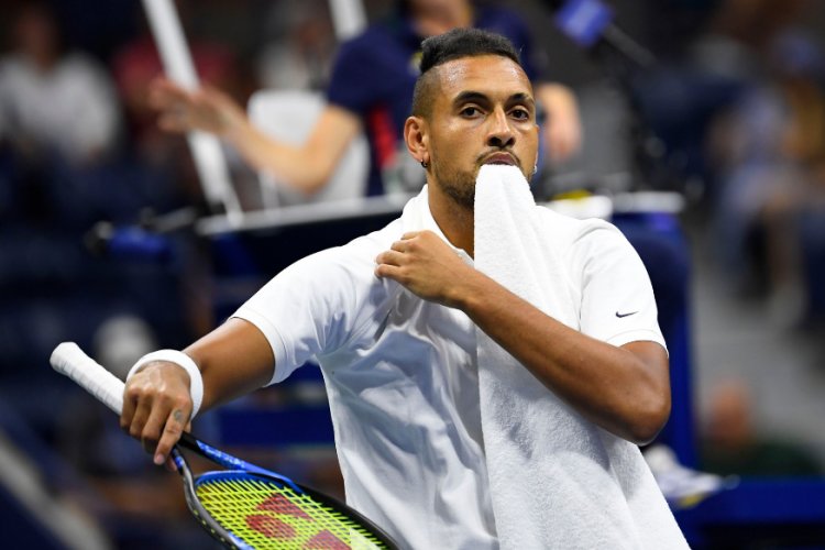 Kyrgios offers to off food to hungry people during lockdown