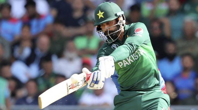 Hafeez hits out at Ramiz, says it's his choice when to retire
