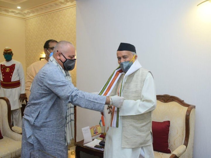 CINTAA Sr VP Manoj Joshi meets Mah Governor to represent senior actor issues