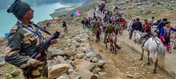 Terrorists planning to target Amarnath Yatra: Army officer