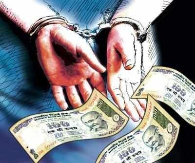 Lineman held for taking bribe in Raj