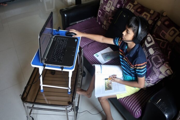 India’s Online Classes Exposes the Digital Class Division