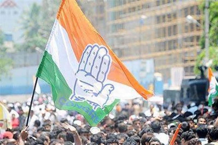 Congress stages protests outside Raj Bhawans against BJP