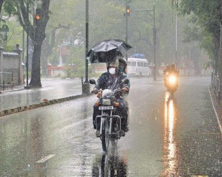IMD issues orange alert for several districts in Kerala
