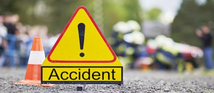 2 killed as tractor-trolley hits motorcycle in UP's Banda