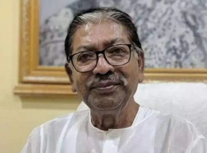 West Bengal Governor and CM condole death of Somen Mitra