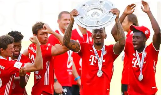 Boateng recounts pain of racist abuse to Bayern teammates