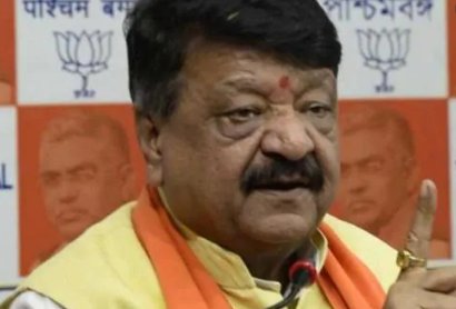 All West Bengal BJP MPs are with party: Vijayvargiya