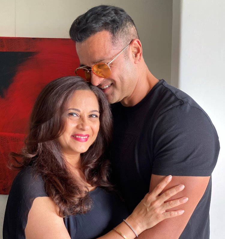 Rohit Roy and Manasi Joshi Roy give a new meaning to creativity with their upcoming show, Locked in Love