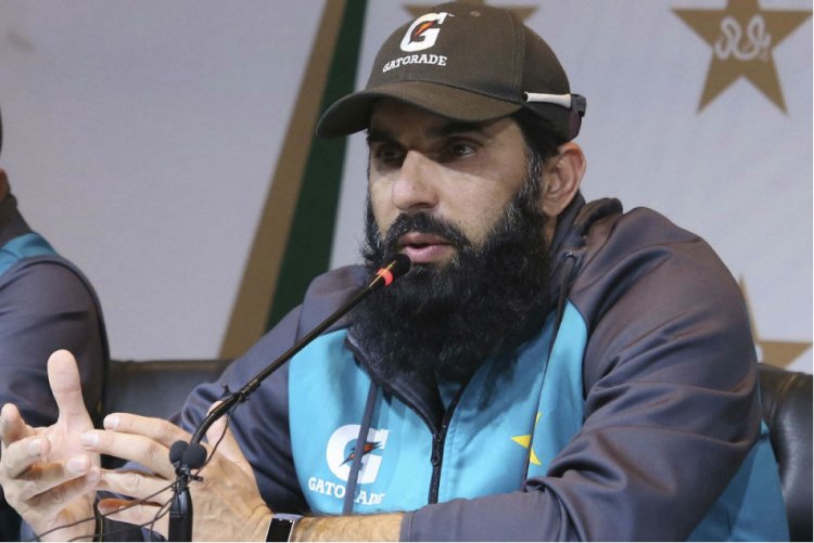 We let England off the hook, admits Misbah