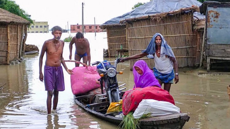 Over 650 villages in 15 UP districts hit by floods
