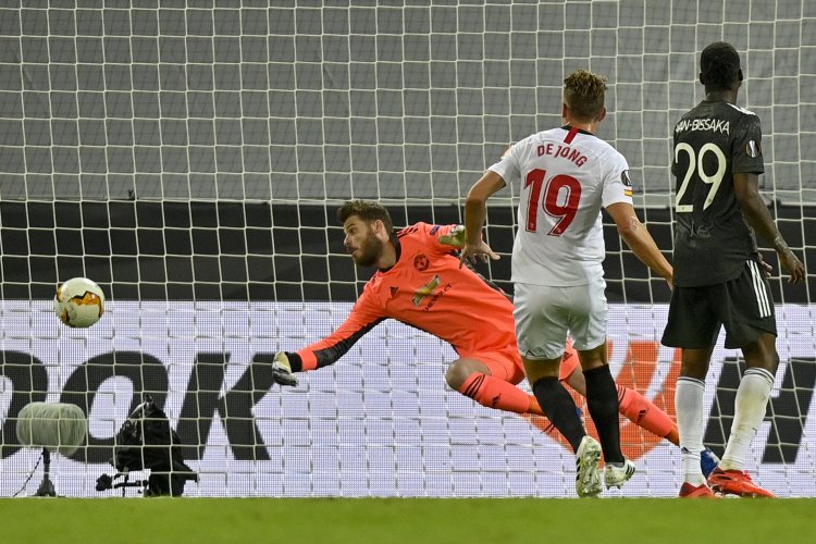 Sevilla beats Man United 2-1 to reach Europa League final
