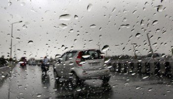 J&K: Overnight showers break dry spell in Kashmir valley