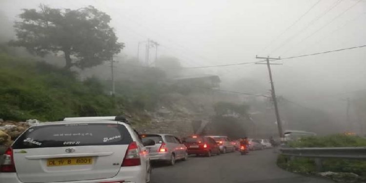 Rain blocks several roads in U'khand