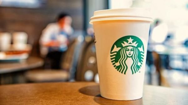 Victoria Starbucks Workers Vote to Join United Steelworkers