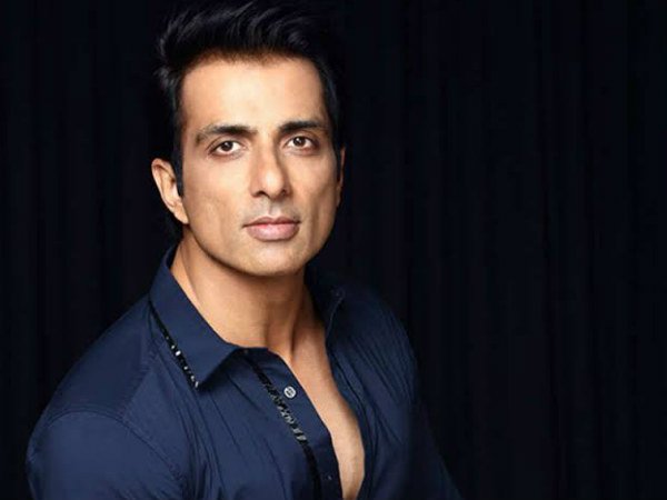 Sonu Sood offers accommodation to 20,000 migrant workers